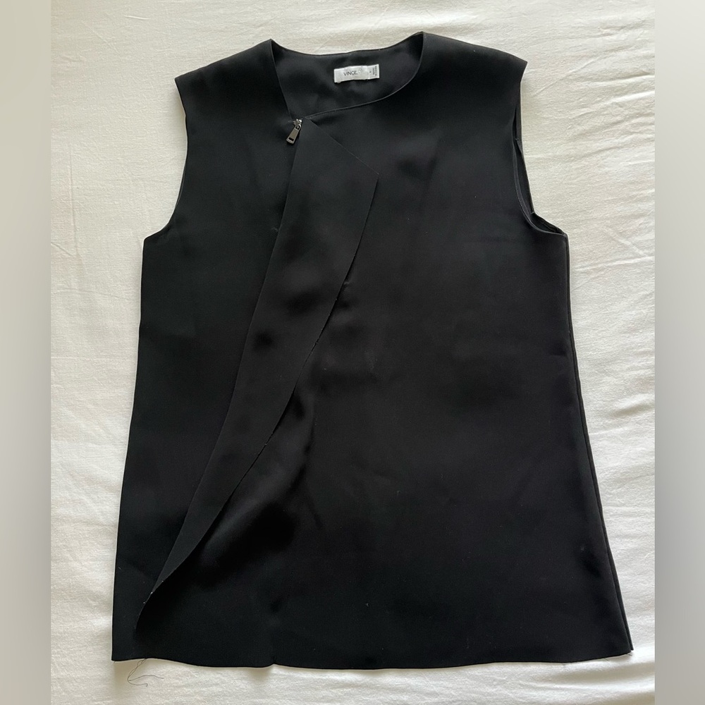 Vince Black Asymmetrical Neckline Drape Zip Sleeveless Top S